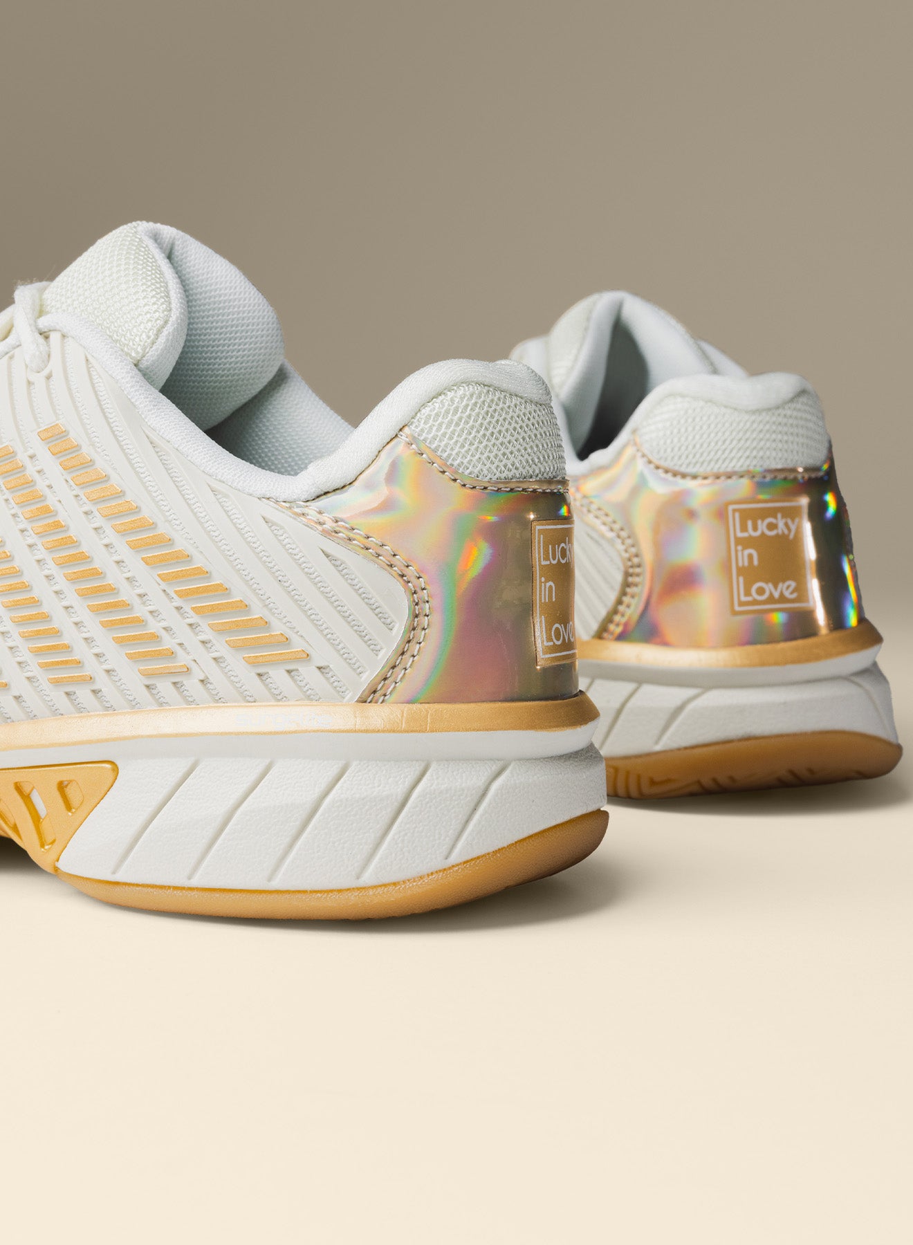 HYPERCOURT EXPRESS 2 X LIL BONE â Lucky in Love