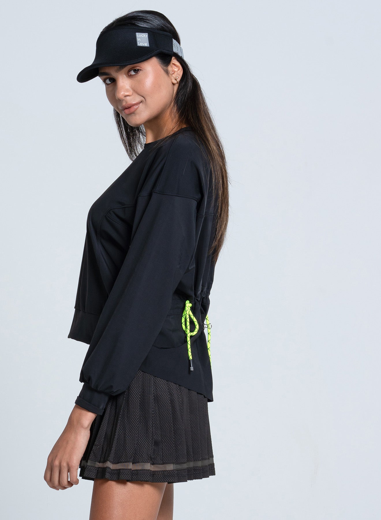 Soyez Tulle Throw Over