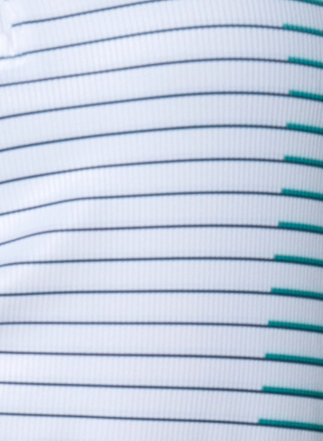 Contour Rib Zip Tank