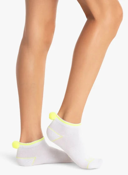 Pom pom socks